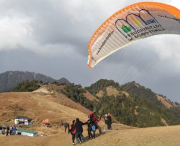 paragliding in india cost